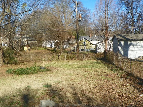 5th image of 30 E McKellar Ave
