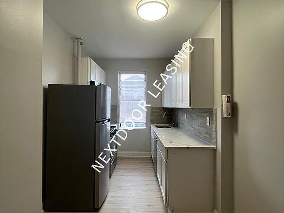 3rd image of 5301 Palisade Ave #52M