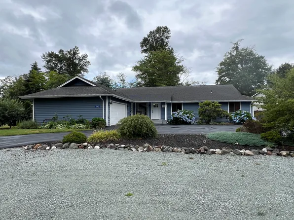 7062 Steelhead Ln, Burlington, WA 98233