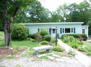 44 Susan Pkwy, Uxbridge, MA 01569