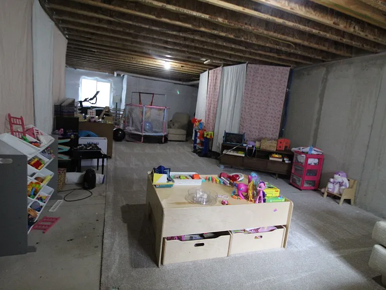 3827 Precision Dr #B — Photo 16