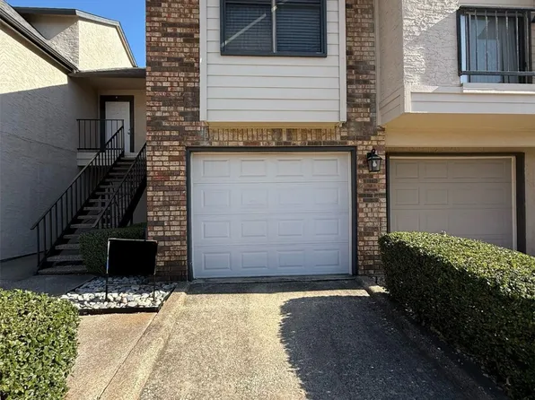 823 E Harwood Rd, Hurst, TX 76054