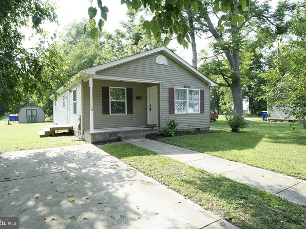 117 N West St, Harrington, DE 19952