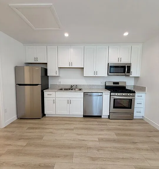 1321 N Normandie Ave #1/2 — Photo 3