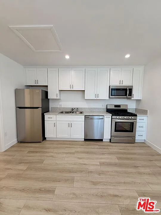 1321 N Normandie Ave #1/2