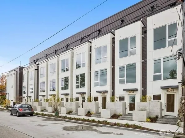 806 N 46th Street #B, Seattle, WA 98103