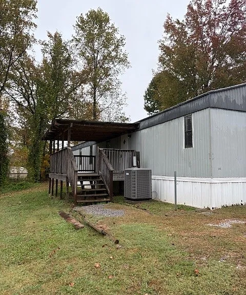 Rhyne Rd — Photo 1