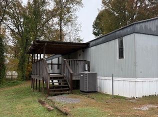 (Undisclosed Address), Sweetwater, TN 37874