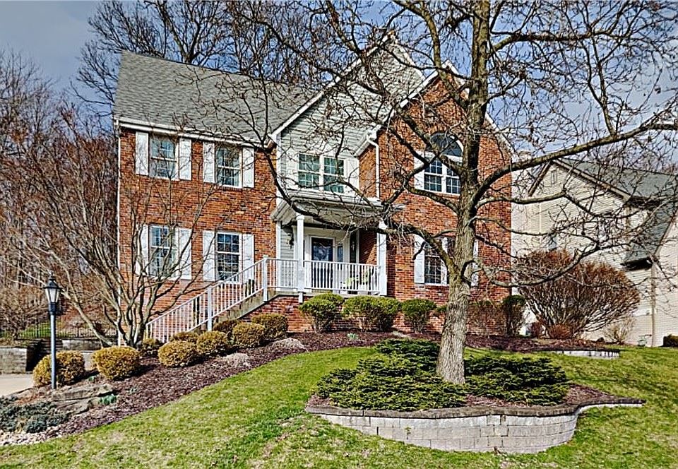 1st image of 702 Willowcrest Dr