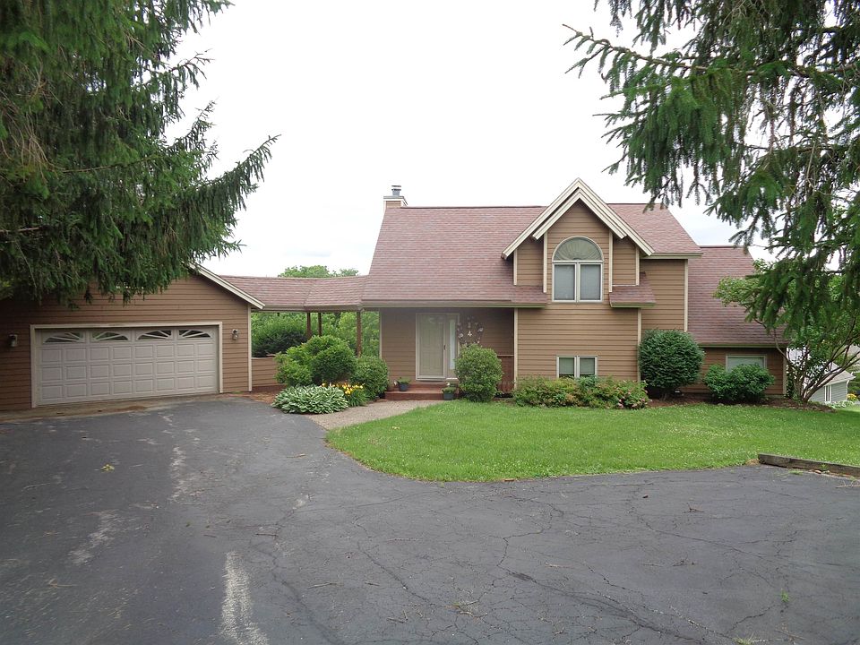 1st image of 4 Maltby Ct