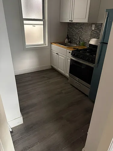 1537 Rosedale Ave #2 Photo 1