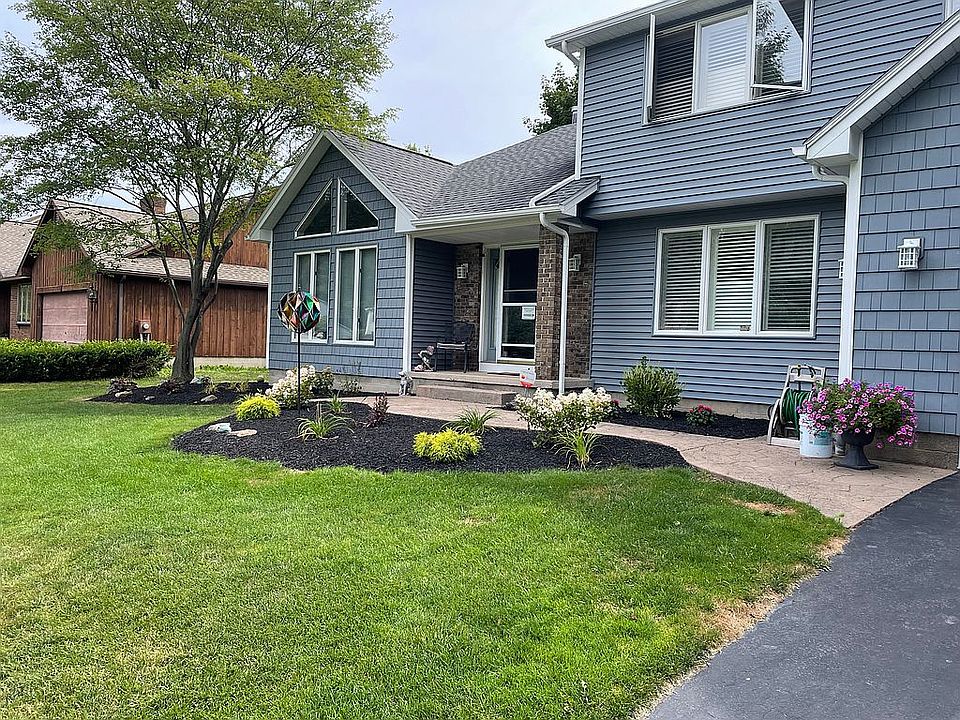 1st image of 40 Corral Dr