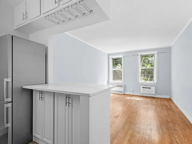 330 E 83rd St #3M — Photo 6
