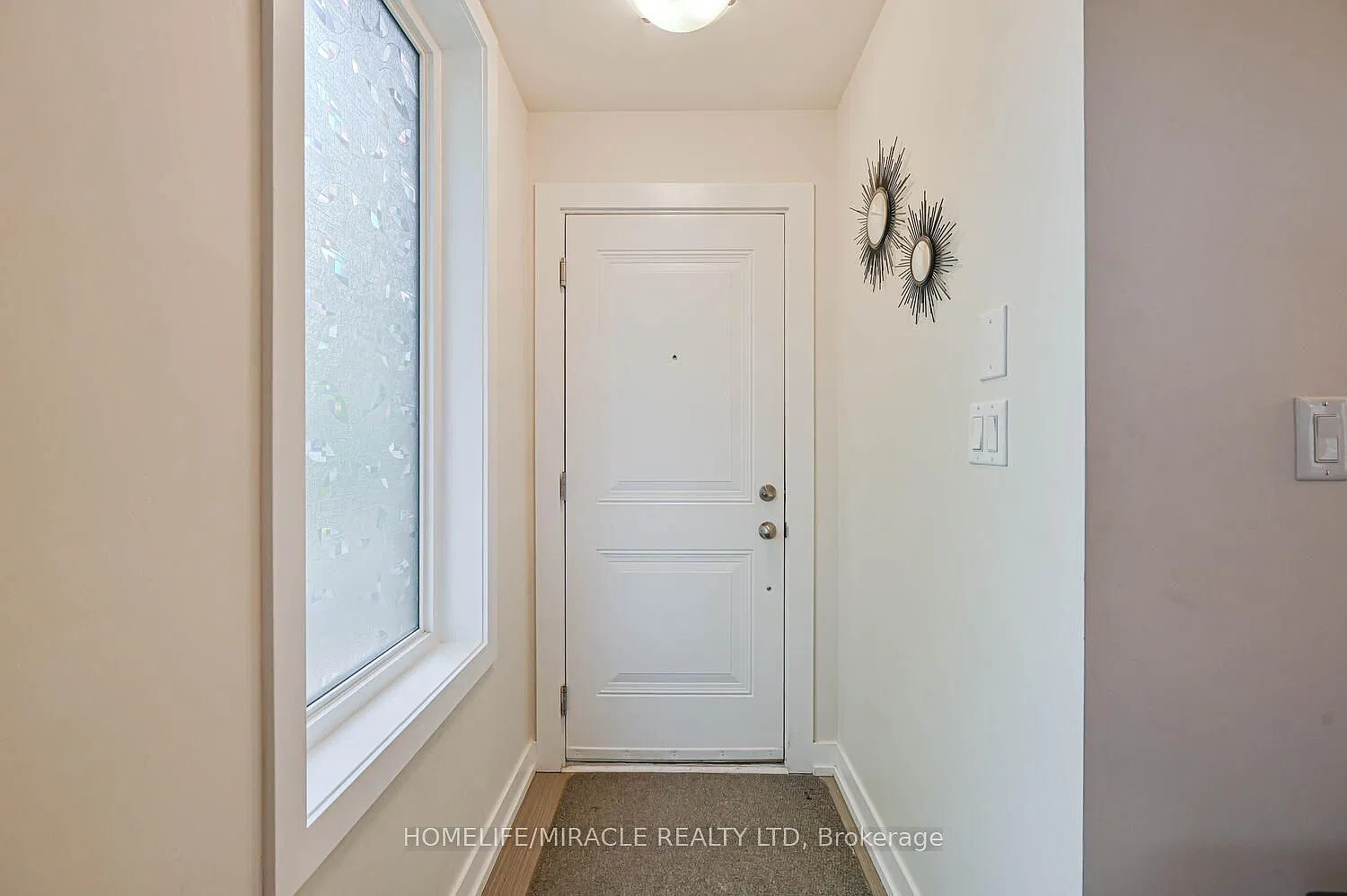 2 bed, $3,100 — Photo 4