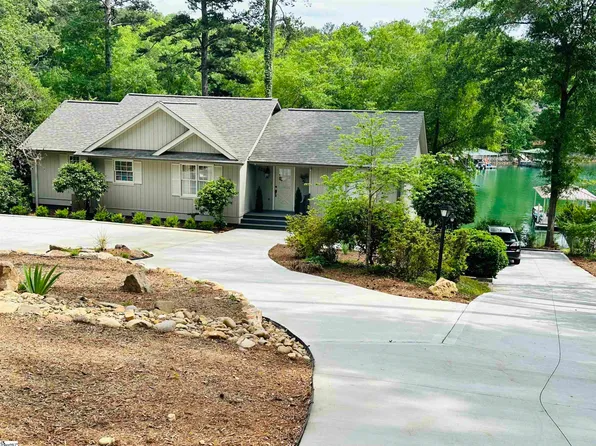 429 Long Reach Dr, Salem, SC 29676