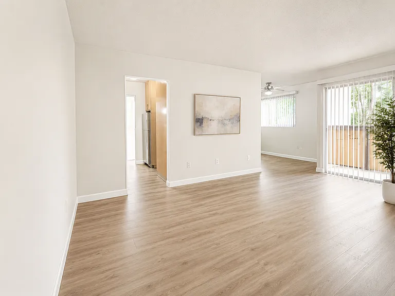 1180 Felspar St #6 — Photo 1