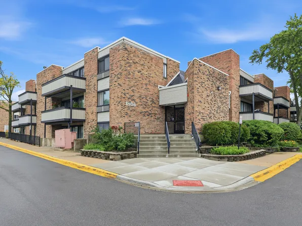 1806 Hemlock Pl APT 102, Schaumburg, IL 60173