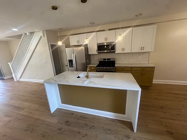 3804 Colborne Rd — Photo 3