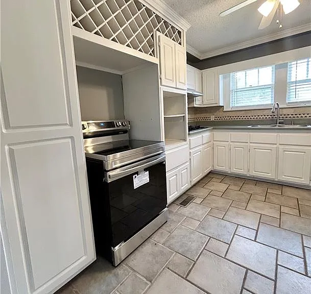 4781 Lavista Rd — Photo 7