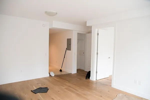 Rented by Gelfand Realty Inc | media 25