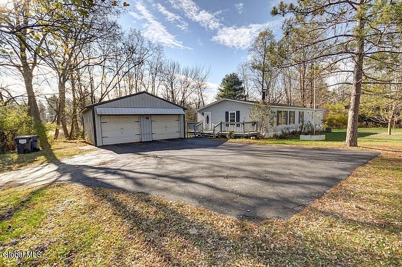 3rd image of 494 Lepper Road