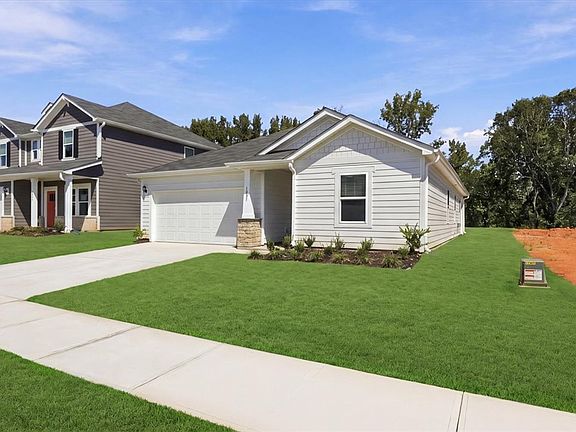 2nd image of 1025 Southwell Dr