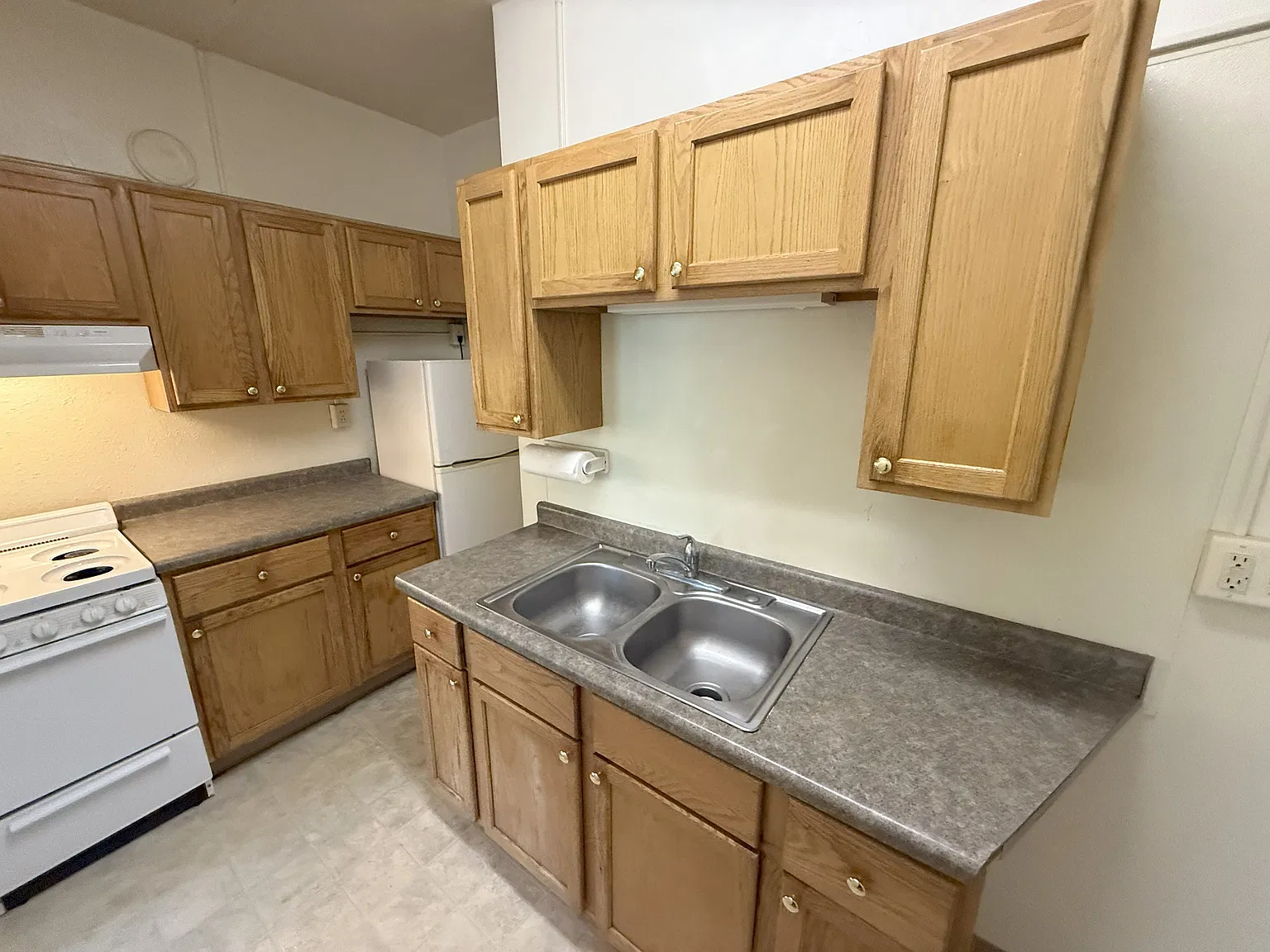 1 bed, 520 sqft, $1,225 — Photo 2