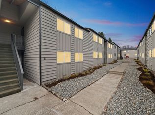 The 1800 Place Apartments, Bellingham, WA 98229