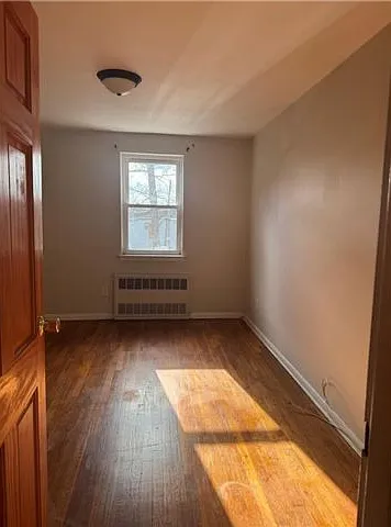 660 E 58th St #2 — Photo 5