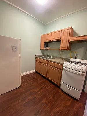 Rented by Fave Realty Inc | media 19