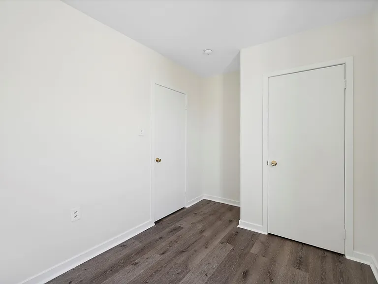 2036 N 32nd St #B — Photo 21