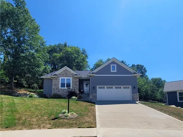 1364 2nd St NW, New Philadelphia, OH 44663