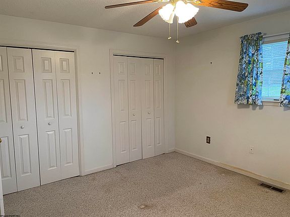 4th image of 512 Worthington Dr Building 9-3