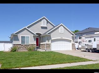 1379 N 2530 W, Clinton, UT 84015