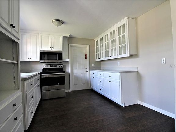 3rd image of 54 S Cortez Ave