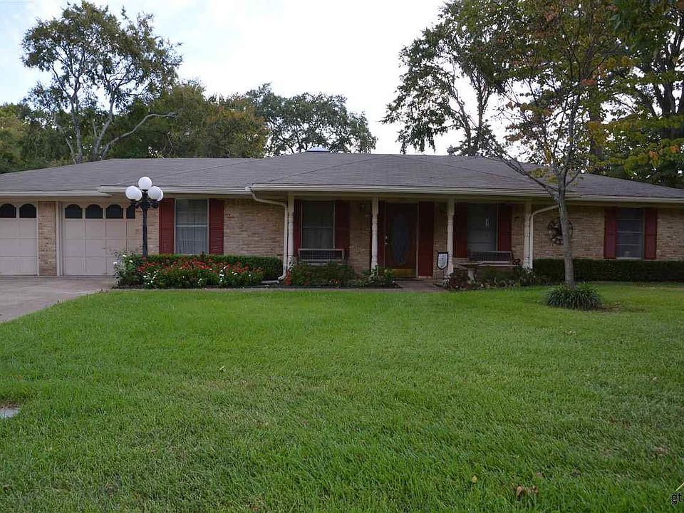 1st image of 1204 Brookshire Dr