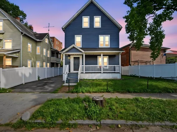 15 Warriner Ave, Springfield, MA 01108