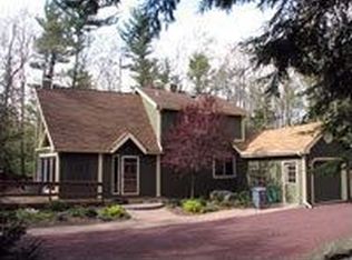 53 Tanglewood Dr, Pocono Pines, PA