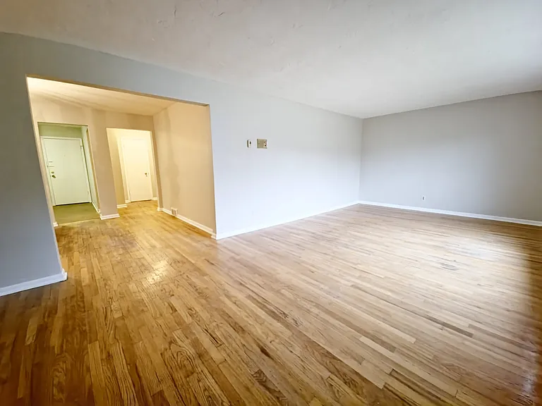 3427 Westbury Rd #1 — Photo 7