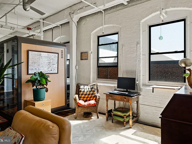 429 N 13th St #5G — Photo 12