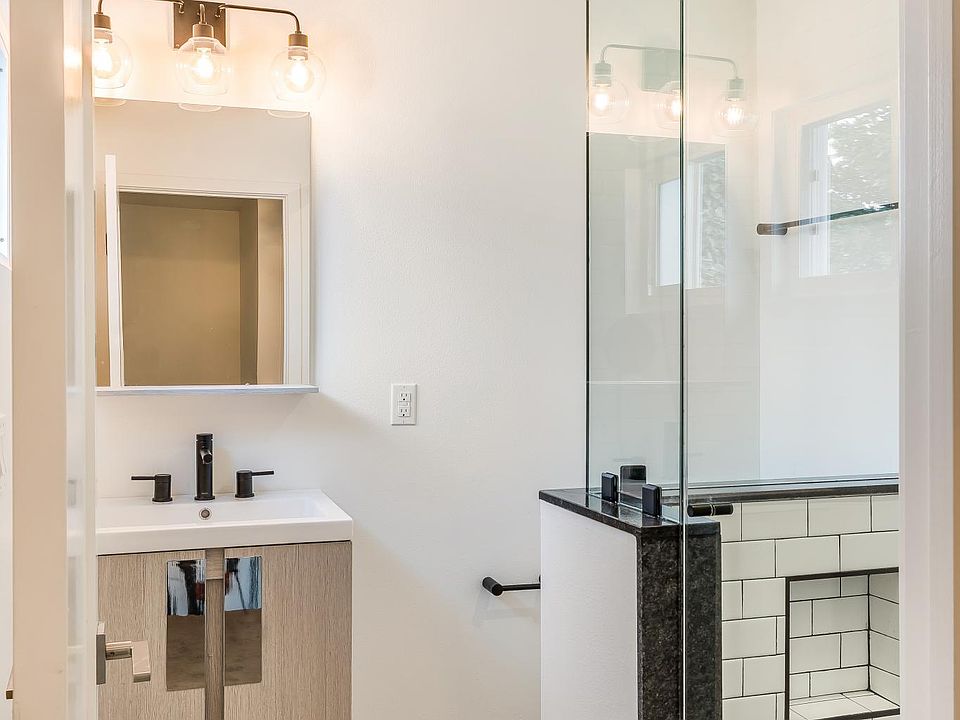 Plaza Townhomes Apartment Rentals Costa Mesa, CA Zillow