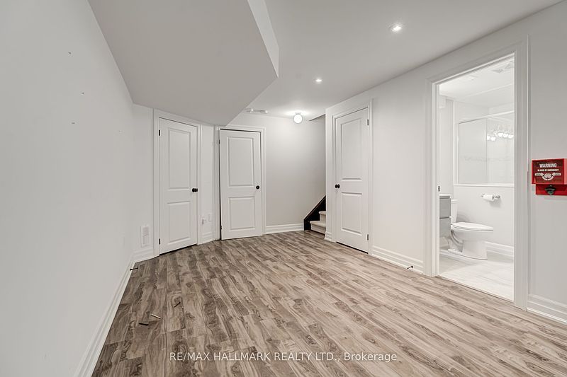Ajax Townhouse for rent - 3 Bedrooms — photo 28
