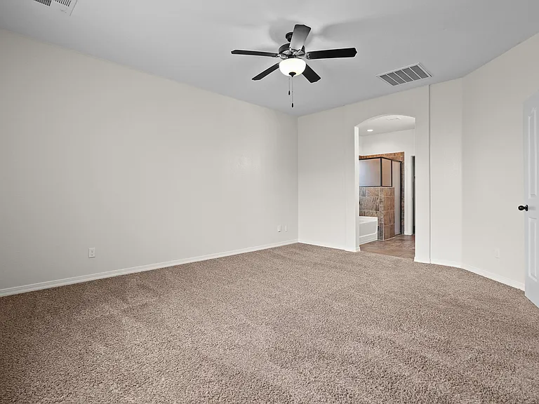 12776 Runway Ave — Photo 17