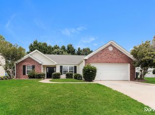 12043 Chantress Ln, Charlotte, NC 28215