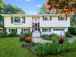 17 Di Rubbo Dr, Cortlandt Manor, NY 10567