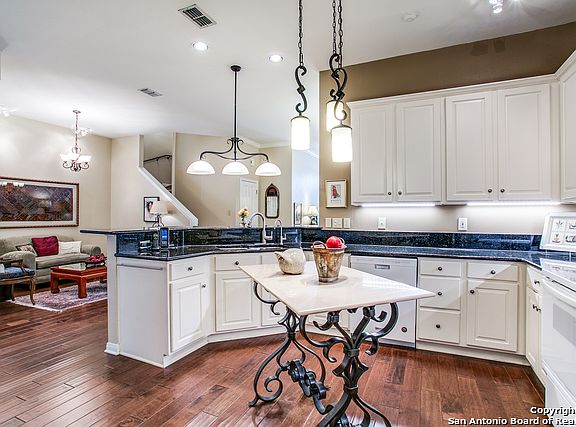 5th image of 209 Yoalana St #209