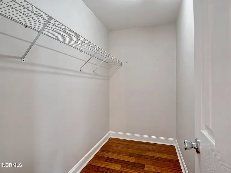 611 Catamaran Dr — Photo 15
