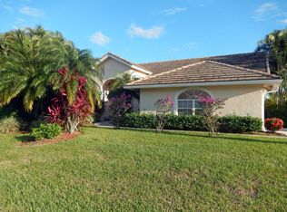 2333 Stonegate Dr, Wellington, FL 33414
