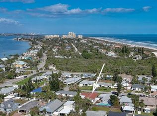 209 Robinson Rd, New Smyrna Beach, FL 32169