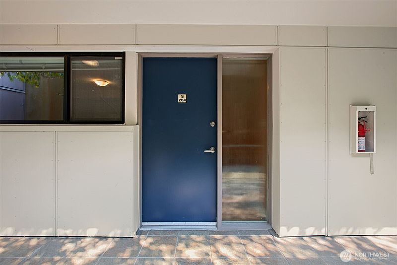 2nd image of 1601 Taylor Avenue N #204